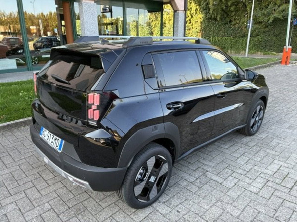 Fiat Grande Panda 1.2 hybrid La Prima 110cv edct (4)