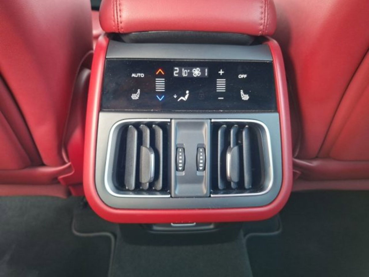 Maserati Grecale .0 mhev Modena 330cv auto (19)