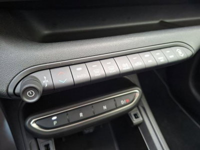 Jeep Avenger 1.2 turbo Summit fwd 100cv (14)
