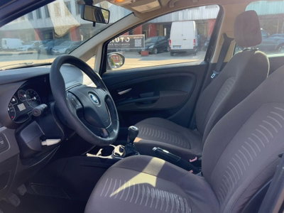 Fiat Grande Punto 1.3 MJT 75 CV 5 porte Fun (6)