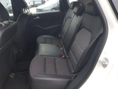 Mercedes-Benz Classe B 250 e Sport (11)