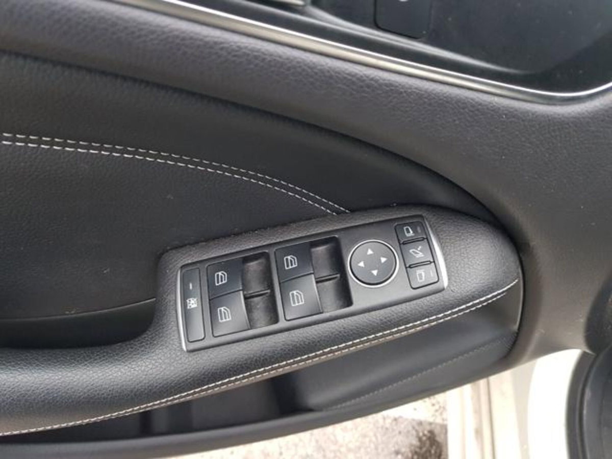 Mercedes-Benz Classe B 250 e Sport (14)