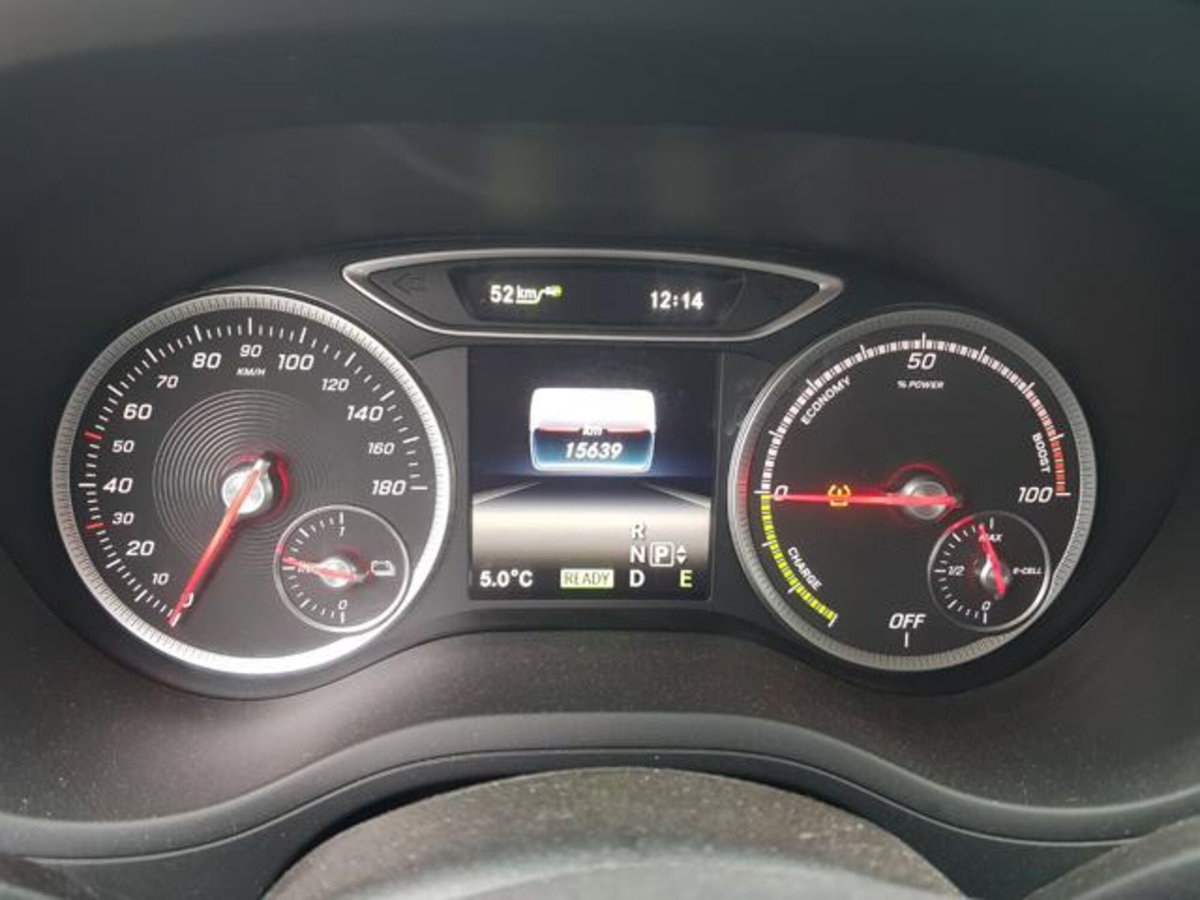 Mercedes-Benz Classe B 250 e Sport (16)