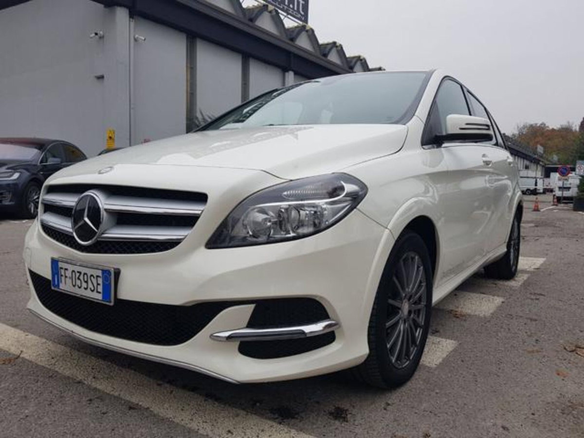 Mercedes-Benz Classe B 250 e Sport (2)