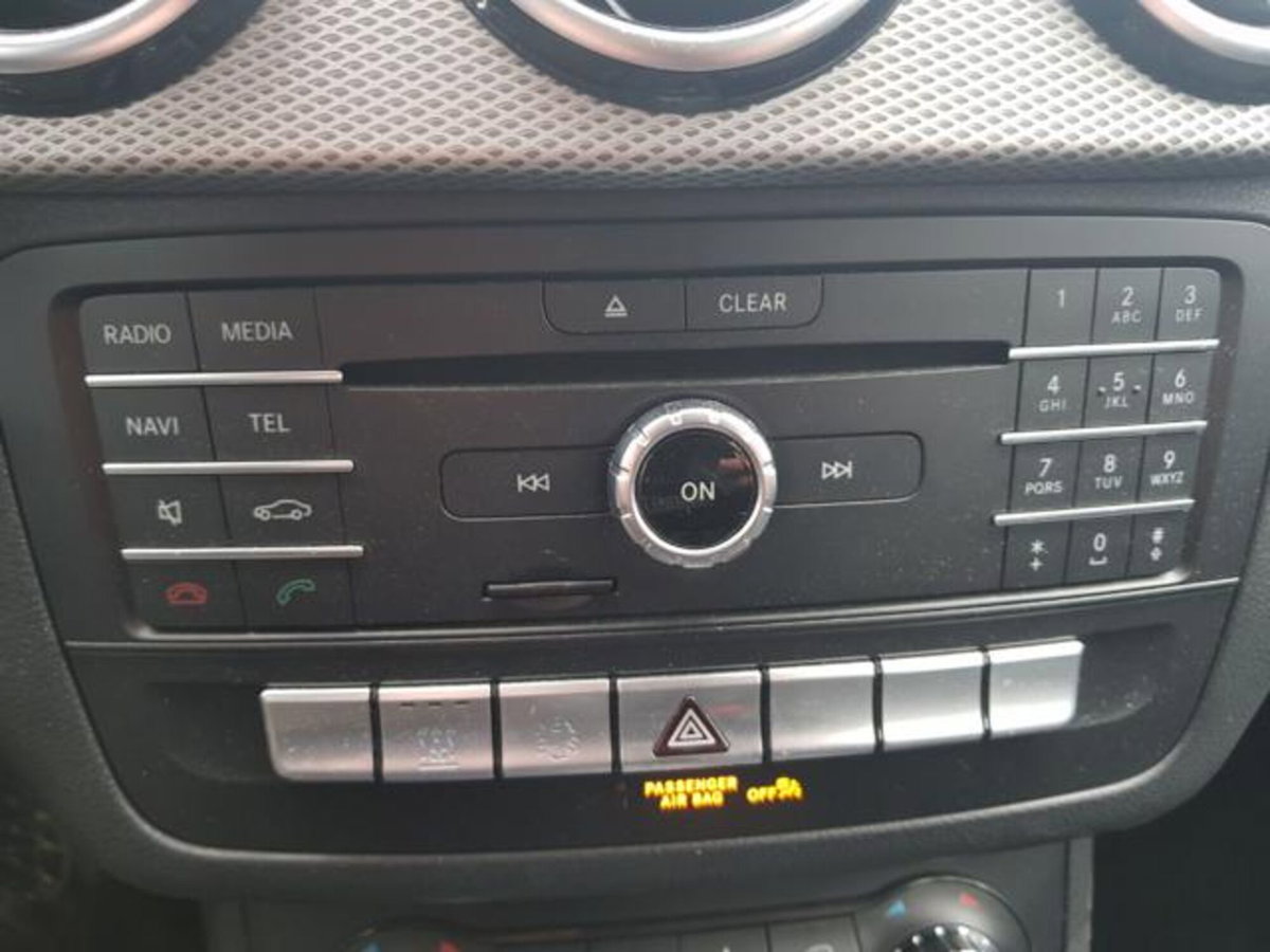 Mercedes-Benz Classe B 250 e Sport (20)
