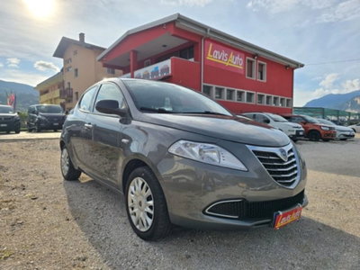 Lancia Ypsilon 1.2 69 CV 5 porte Gold