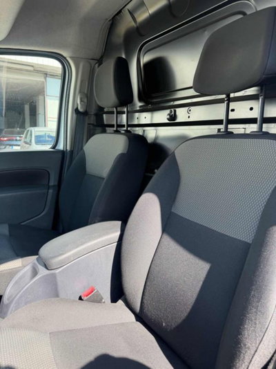 Renault Kangoo Z.E. 4p. Express Maxi Combi (4)