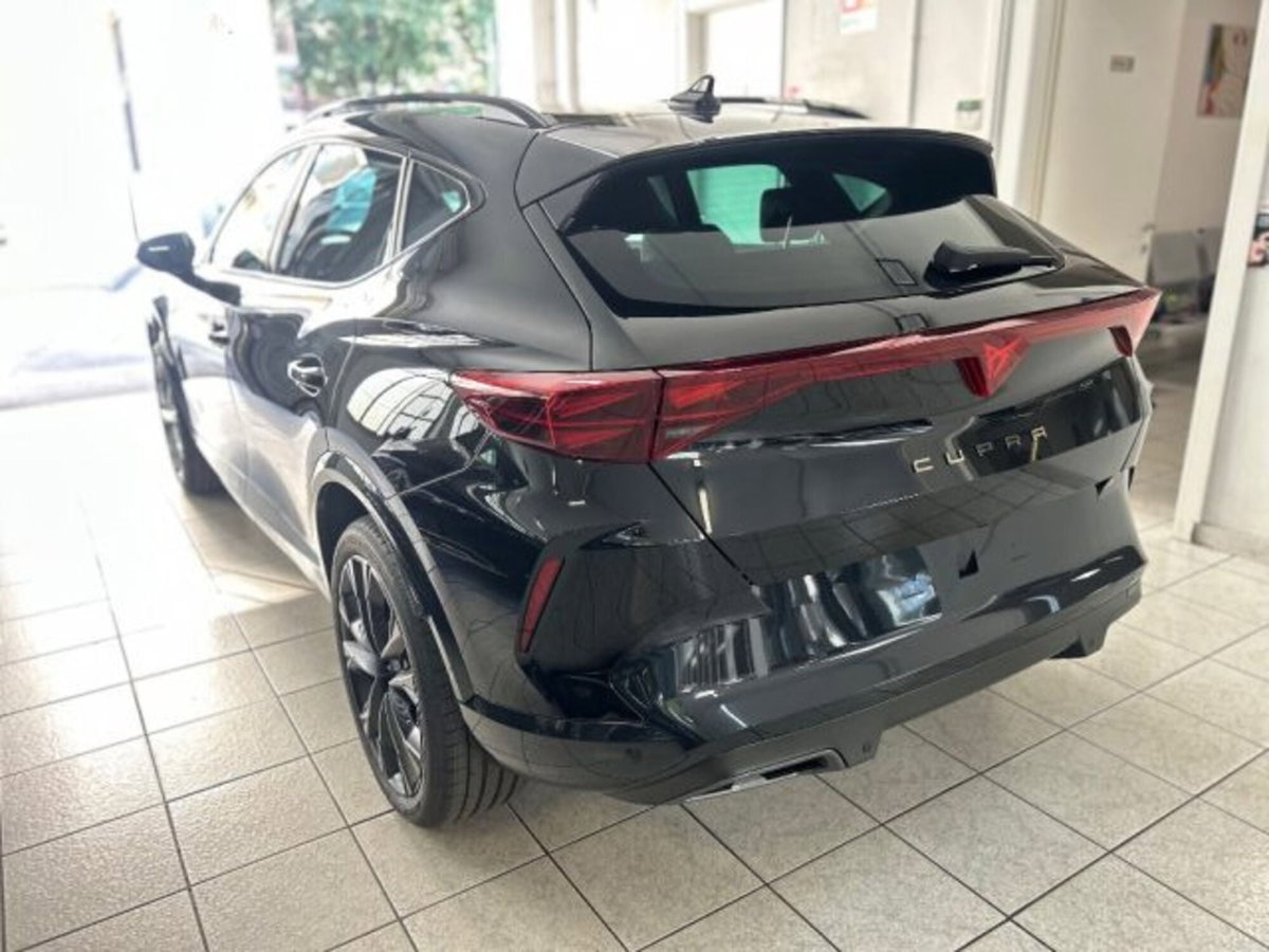 Cupra Formentor 1.5 hybrid Tribe Edition 150cv dsg (4)