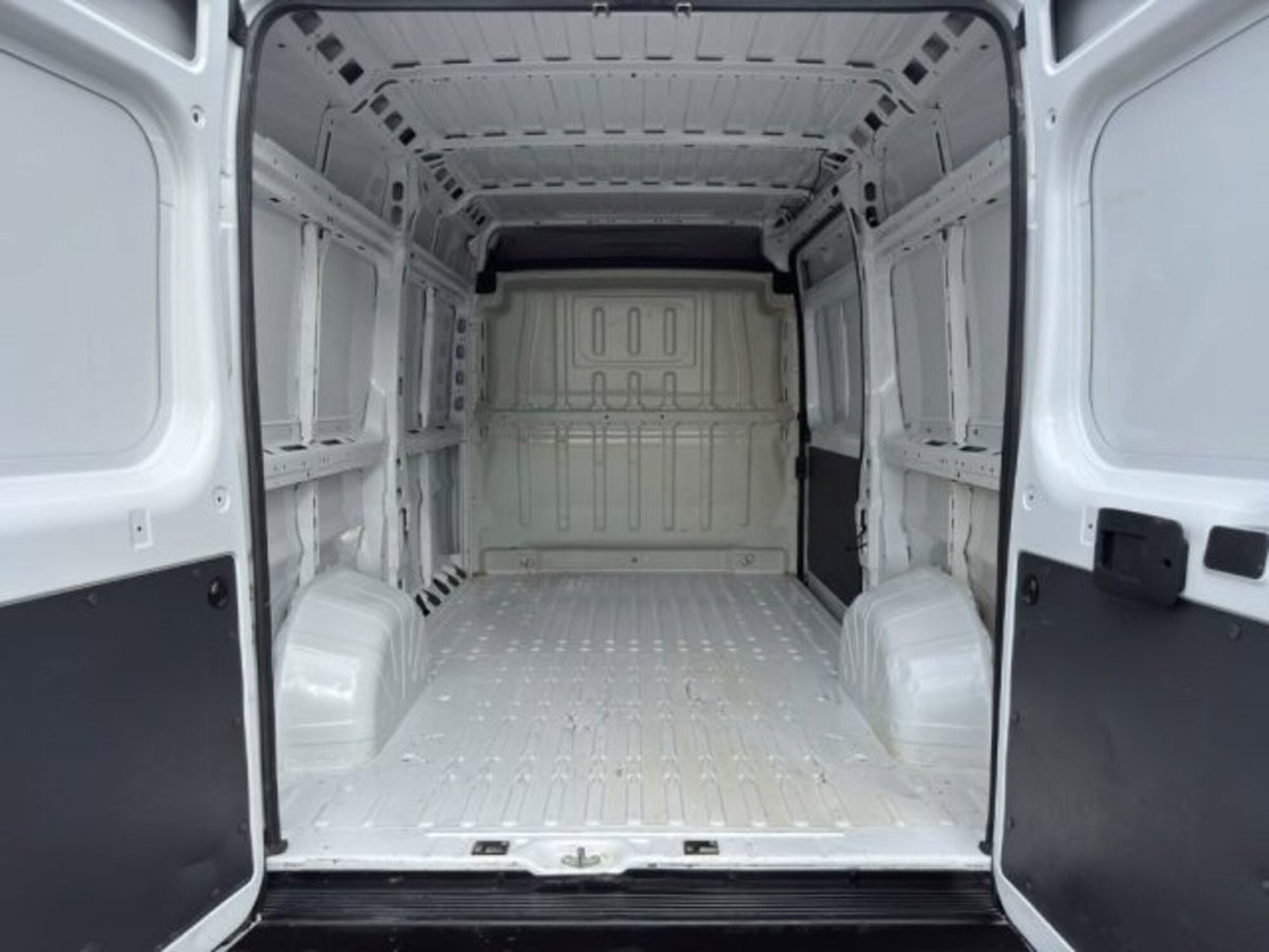 Fiat Ducato Furgone 35 2.2 Mjt 120CV PLM-SL-TM Furgone (12)