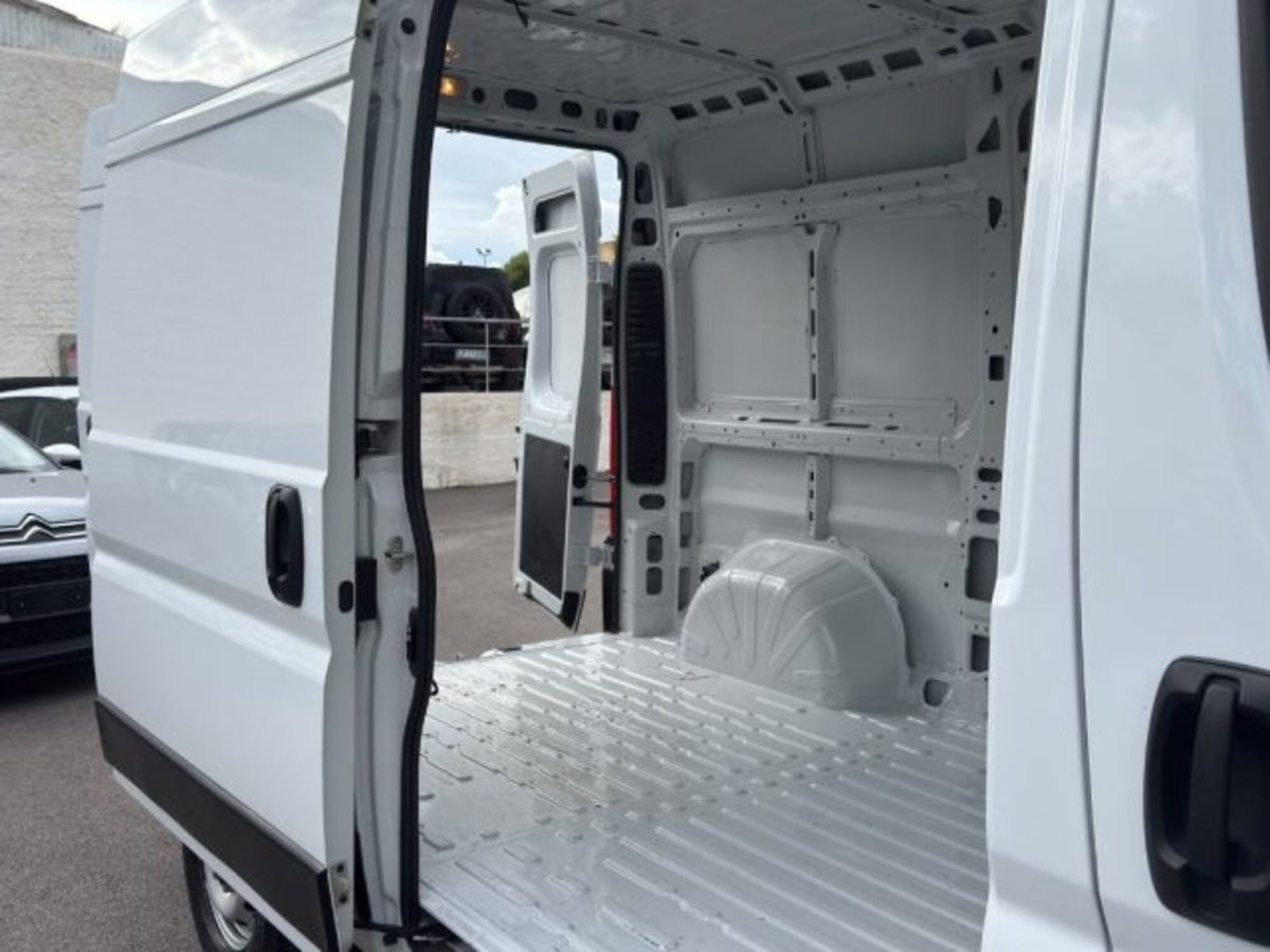 Fiat Ducato Furgone 35 2.2 Mjt 120CV PLM-SL-TM Furgone (13)