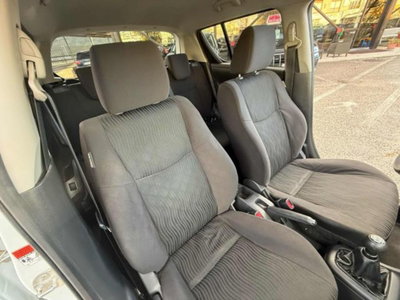 Suzuki Swift 1.3 DDiS 5 porte GL (17)