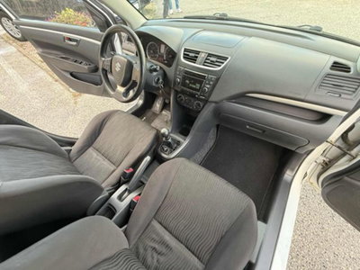 Suzuki Swift 1.3 DDiS 5 porte GL (19)