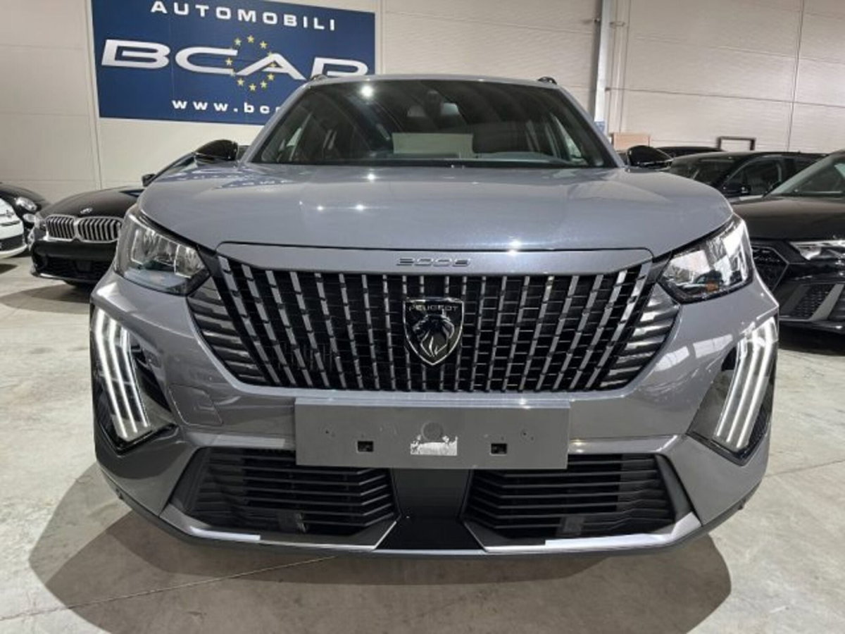 Peugeot 2008 PureTech 100 S&S Allure (2)