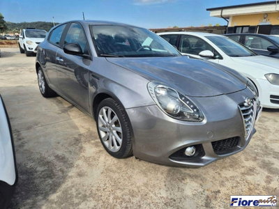 Alfa Romeo Giulietta 1.6 JTDm-2 Distinctive (2)
