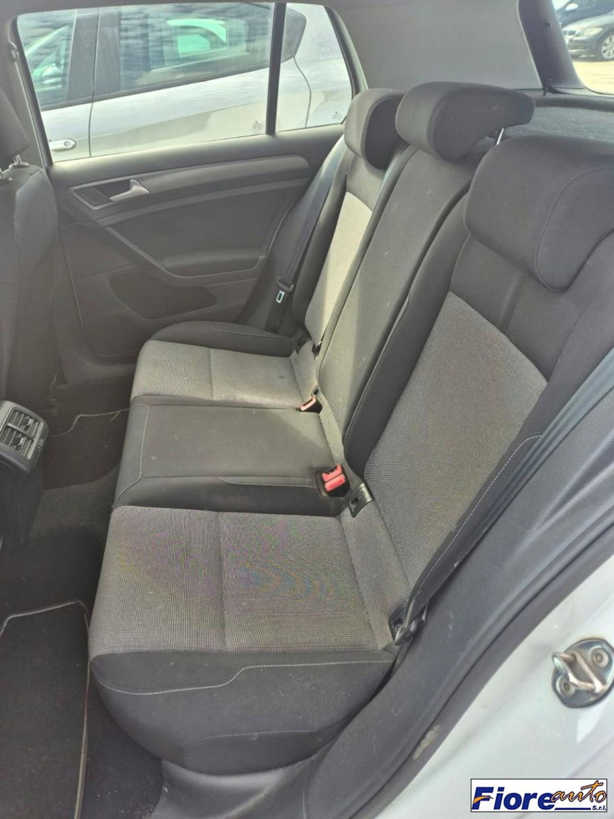 Volkswagen Golf 1.6 TDI 90 CV 5p. Trendline BlueMotion Technology (12)