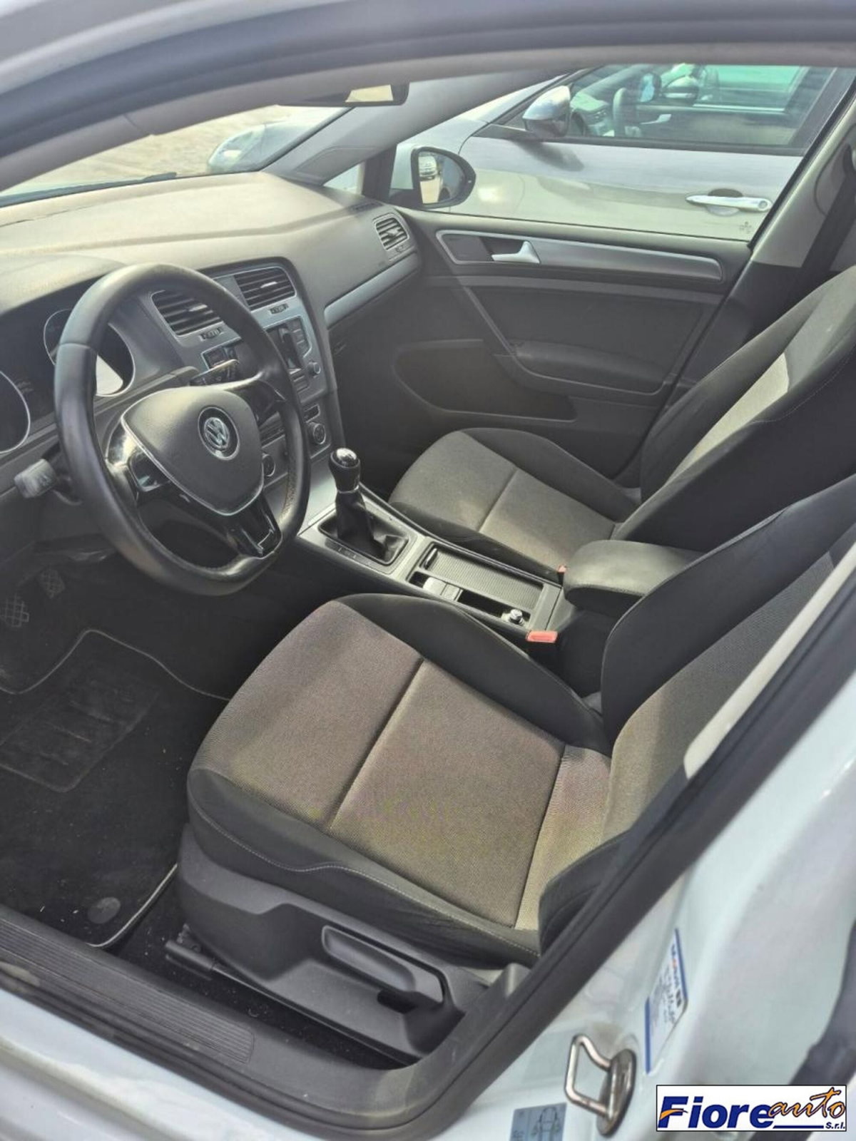 Volkswagen Golf 1.6 TDI 90 CV 5p. Trendline BlueMotion Technology (14)