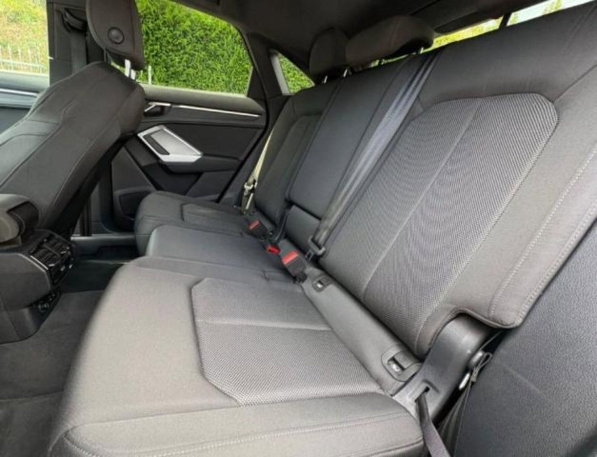 Audi Q3 Sportback 35 TDI S line edition (8)