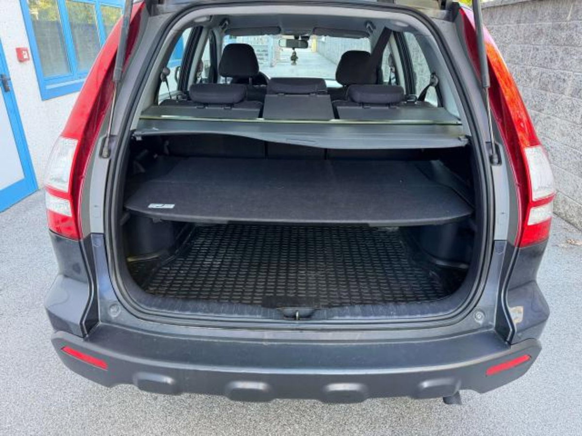 Honda CR-V 2.2 i-CTDi 16V Comfort DPF (6)
