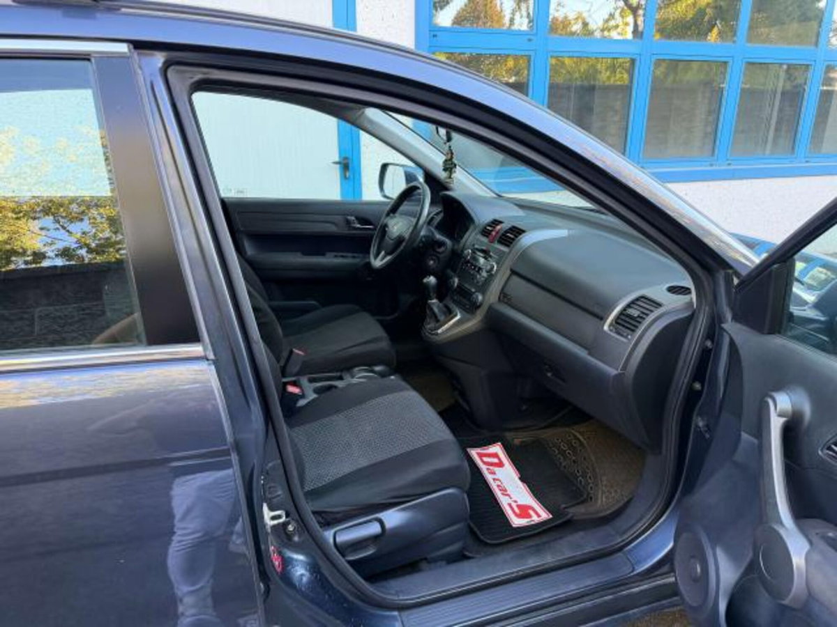 Honda CR-V 2.2 i-CTDi 16V Comfort DPF (8)