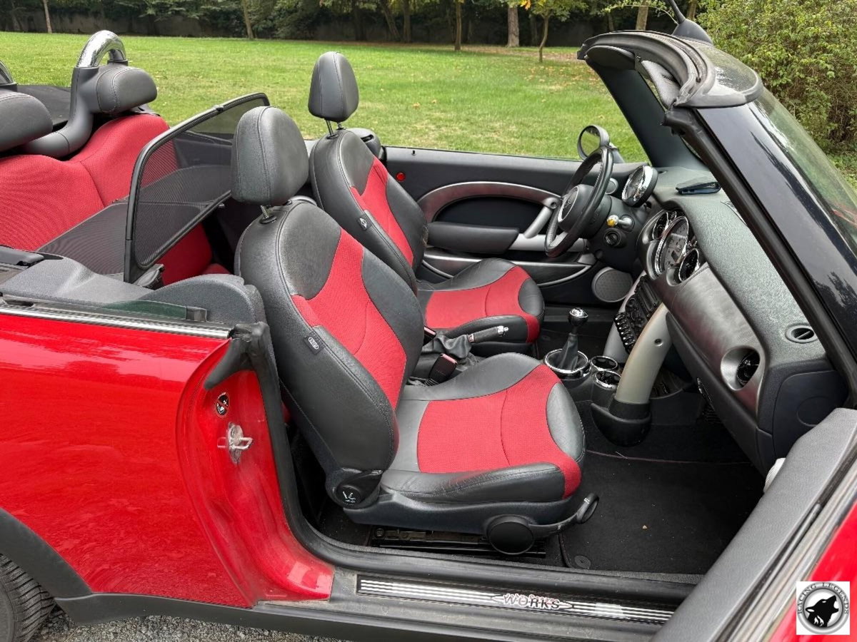 MINI Mini Cabrio 1.6 16V Cooper Cabrio (16)