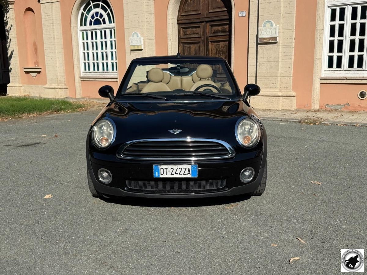MINI Mini Cabrio 1.6 16V Cooper Cabrio (2)