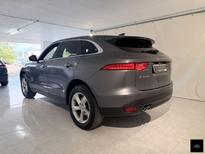 Jaguar F-Pace 2.0 D 180 CV AWD Portfolio (16)
