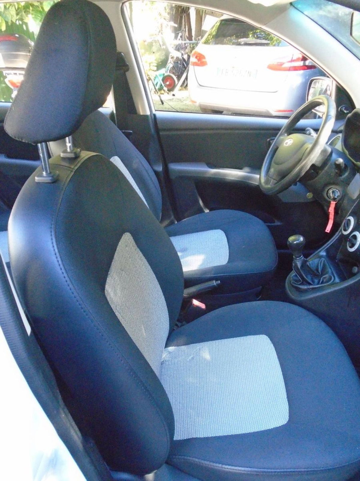 Hyundai i10 1.1 12V Style (16)
