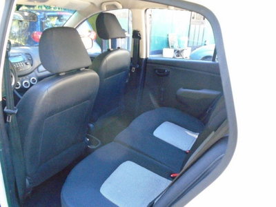 Hyundai i10 1.1 12V Style (19)