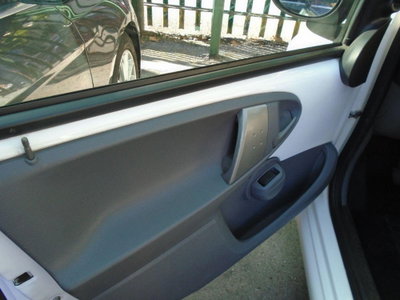 Toyota Aygo 1.0 12V VVT-i 5 porte Now Connect (6)