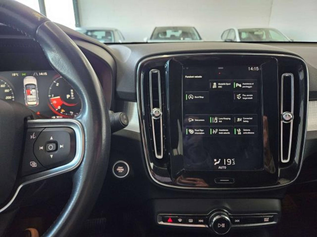Volvo XC40 D3 Geartronic Inscription (14)
