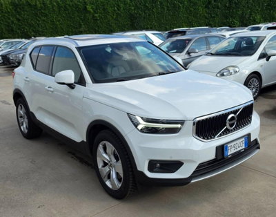Volvo XC40 D4 AWD Geartronic Inscription (2)