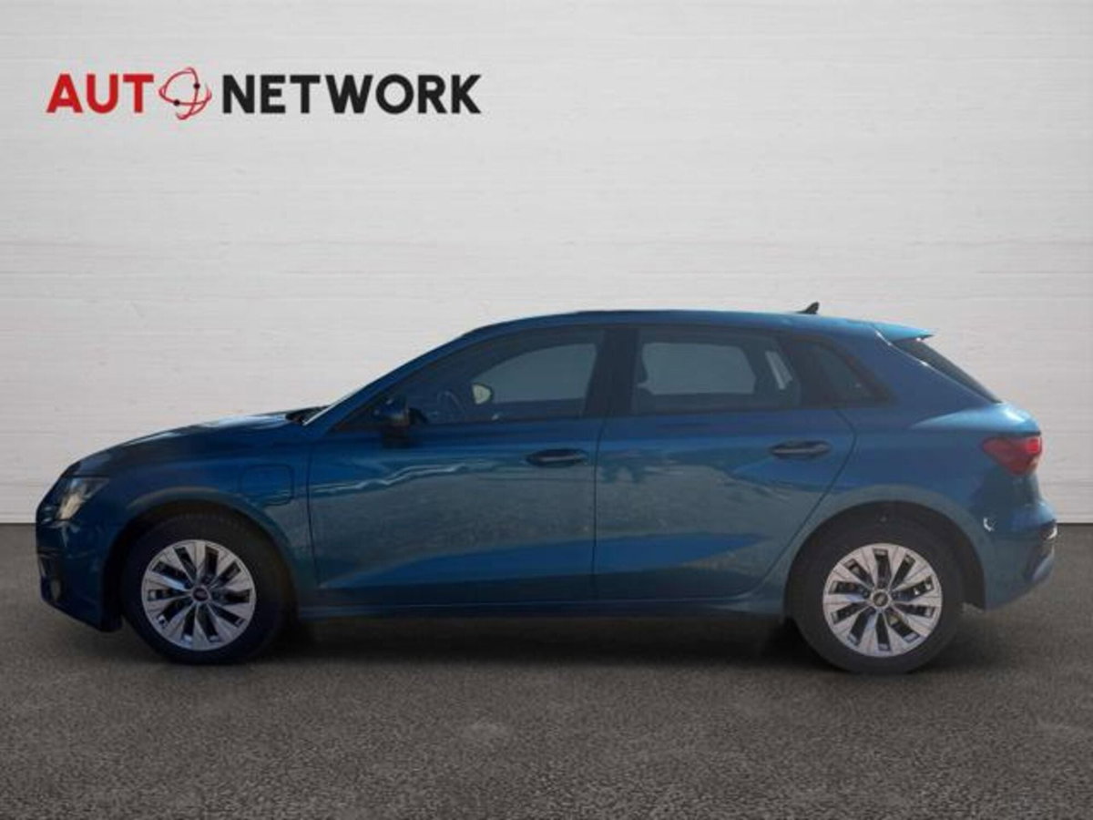 Audi A3 Sportback 40 TFSI e S tronic Business Advanced (7)