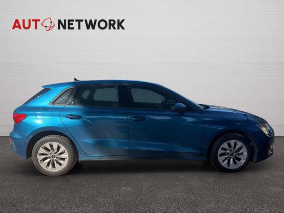 Audi A3 Sportback 40 TFSI e S tronic Business Advanced (8)