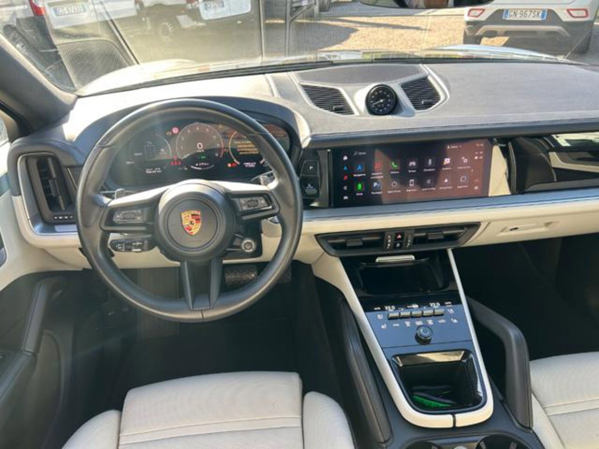 Porsche Cayenne 3.0 V6 E-Hybrid (8)