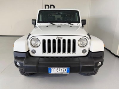 Jeep Wrangler 2.8 CRD DPF Sahara Auto (2)