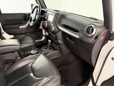 Jeep Wrangler 2.8 CRD DPF Sahara Auto (6)
