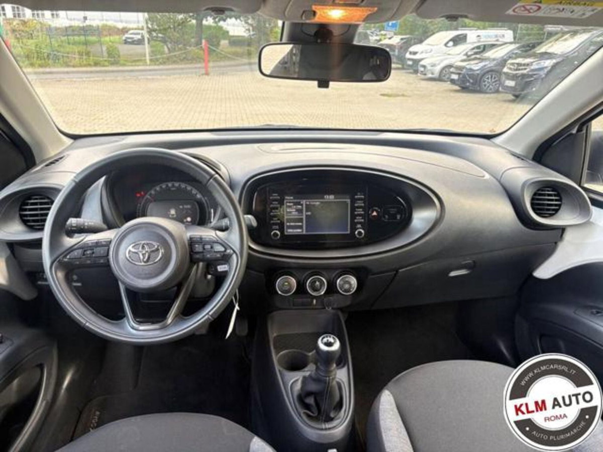 Toyota Aygo X 1.0 VVT-i 72 CV 5 porte Limited Air (11)