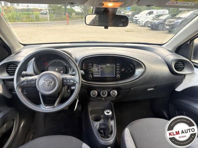 Toyota Aygo X 1.0 VVT-i 72 CV 5 porte Limited Air (11)