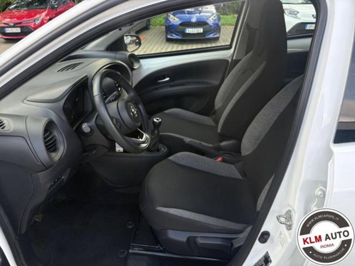 Toyota Aygo X 1.0 VVT-i 72 CV 5 porte Limited Air (8)