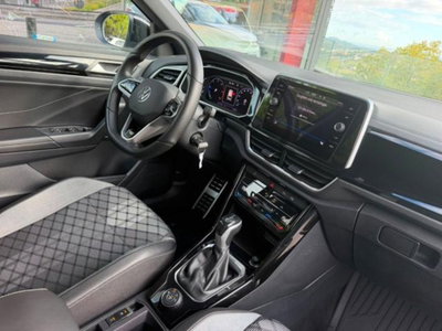 Volkswagen T-Roc 2.0 tdi R-Line 4motion 150cv dsg (10)