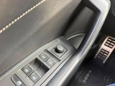 Volkswagen T-Roc 2.0 tdi R-Line 4motion 150cv dsg (14)