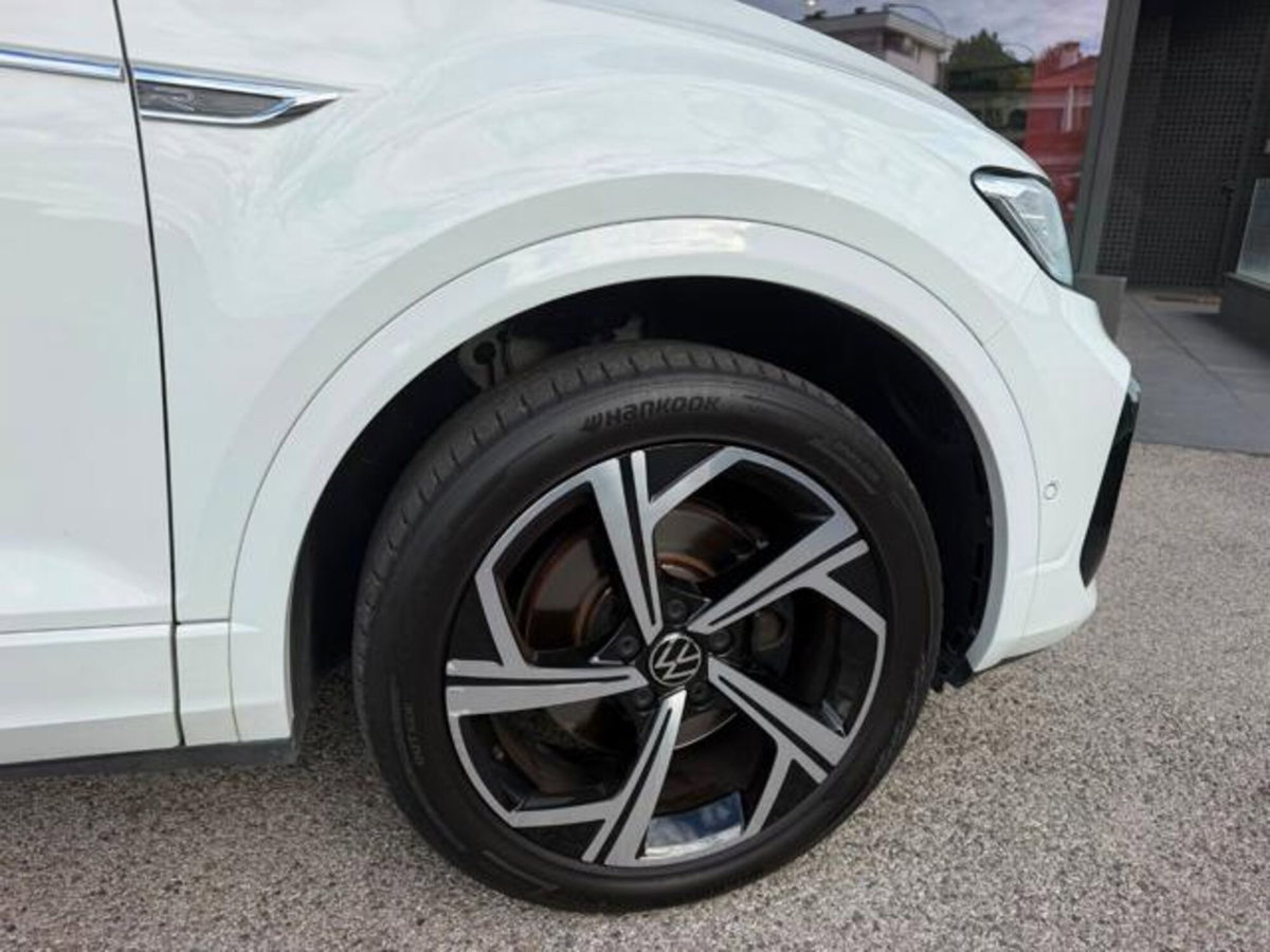 Volkswagen T-Roc 2.0 tdi R-Line 4motion 150cv dsg (6)