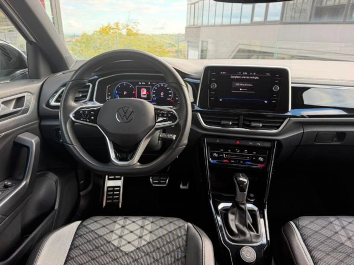 Volkswagen T-Roc 2.0 tdi R-Line 4motion 150cv dsg (9)