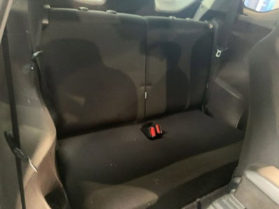 Toyota iQ 1.0 Sol (8)