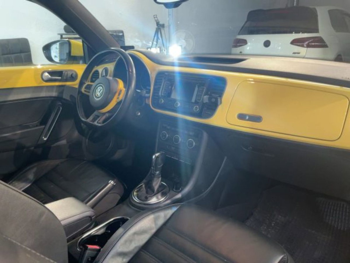 Volkswagen Maggiolino Cabrio 1.4 TSI DSG Sport (8)