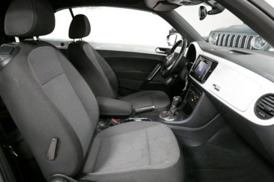 Volkswagen Maggiolino Cabrio 1.2 TSI Design BlueMotion Technology (12)