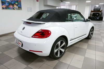 Volkswagen Maggiolino Cabrio 1.2 TSI Design BlueMotion Technology (8)