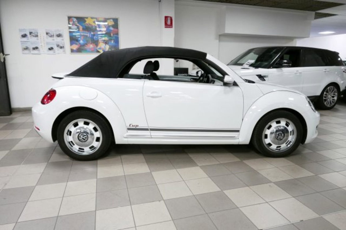 Volkswagen Maggiolino Cabrio 1.2 TSI Design BlueMotion Technology (7)
