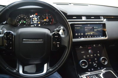 Land Rover Range Rover Velar 2.0D I4 180 CV R-Dynamic HSE (13)