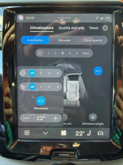 Volvo XC60 B4 automatico Plus Dark (12)